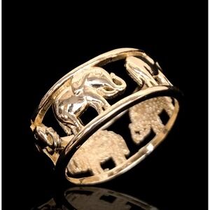 Laminated Gold Tone Elephant Parade Ring, Boho Animal Jewelry, Lucky size‎ 7